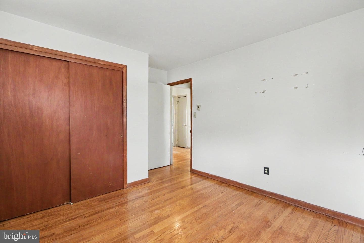 542 W Areba Avenue photo 12