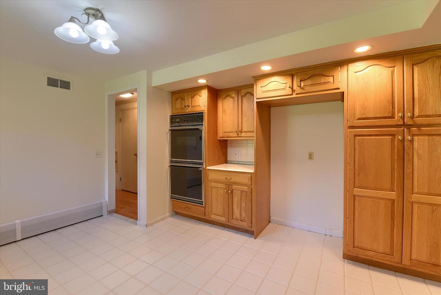 6100 Driftwood Drive photo 14