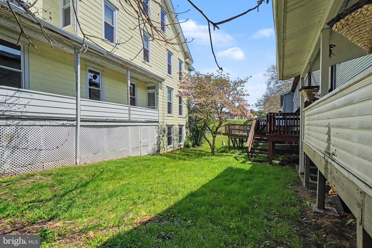 501 Center Street photo 26