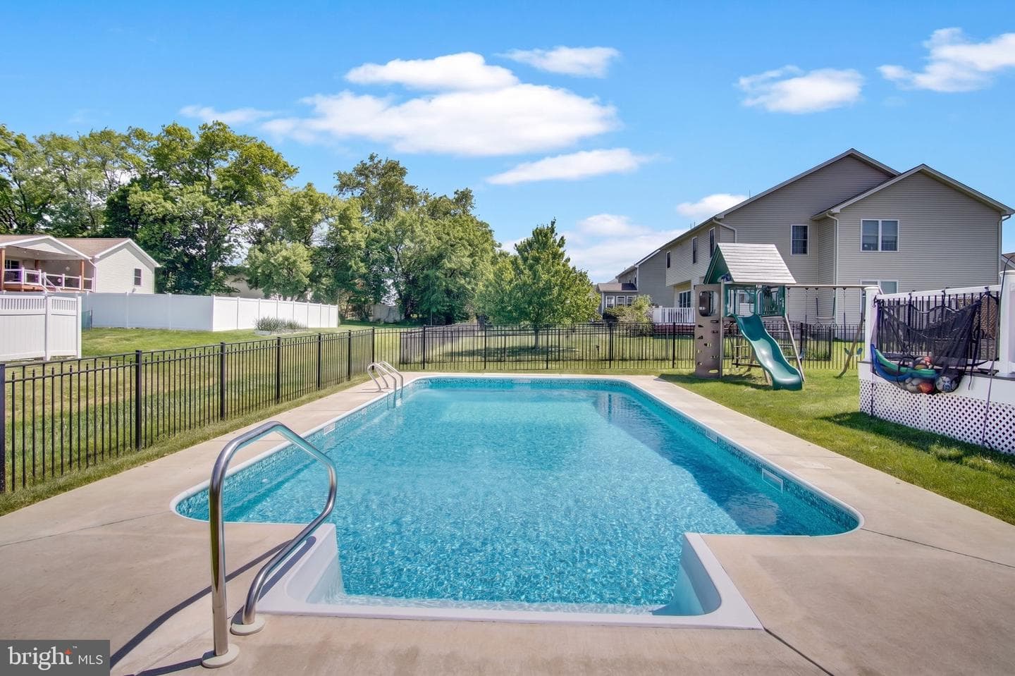 5992 Camden Drive photo 40