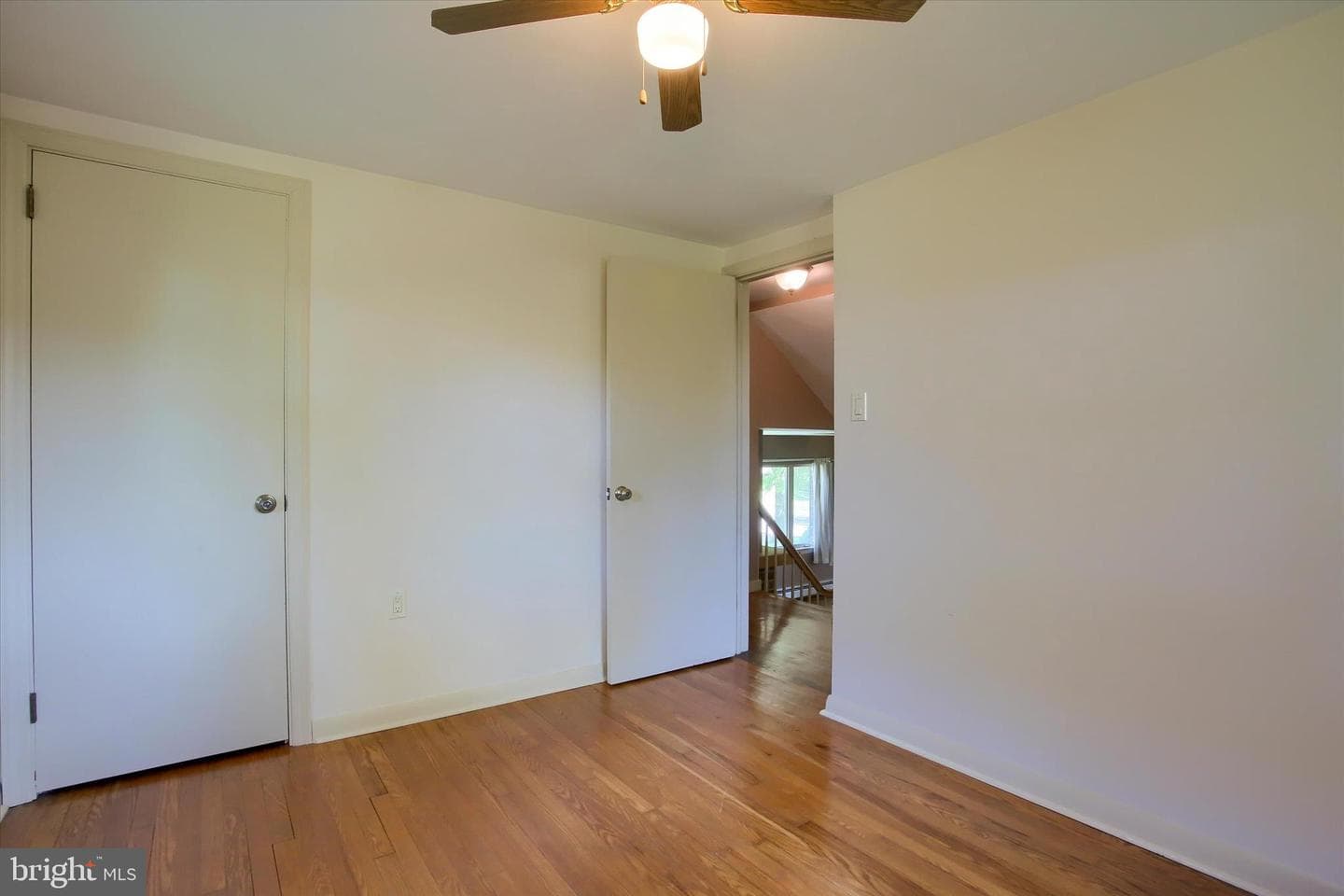 610 Georgian Place photo 22