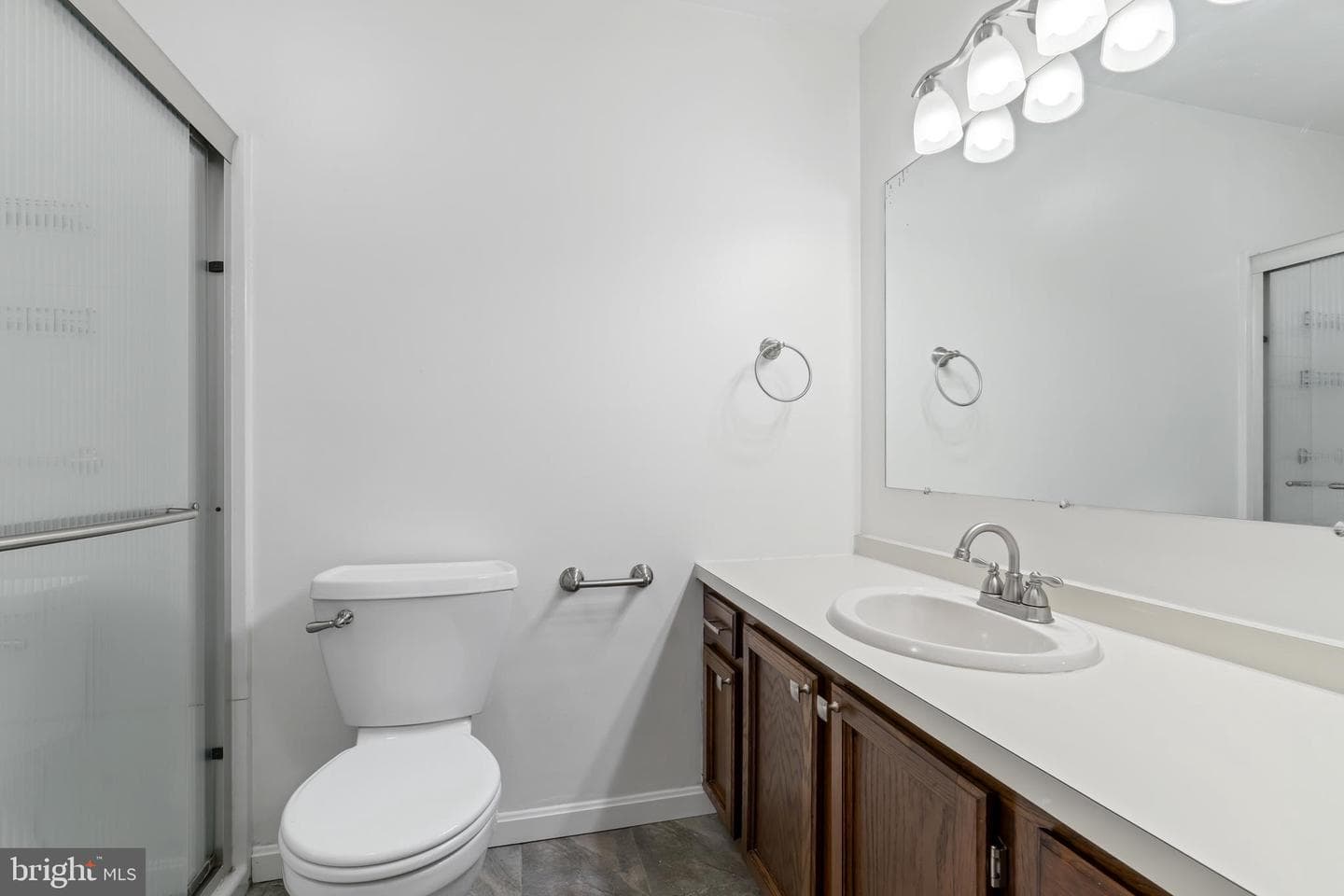 2046 Wexford Road photo 24