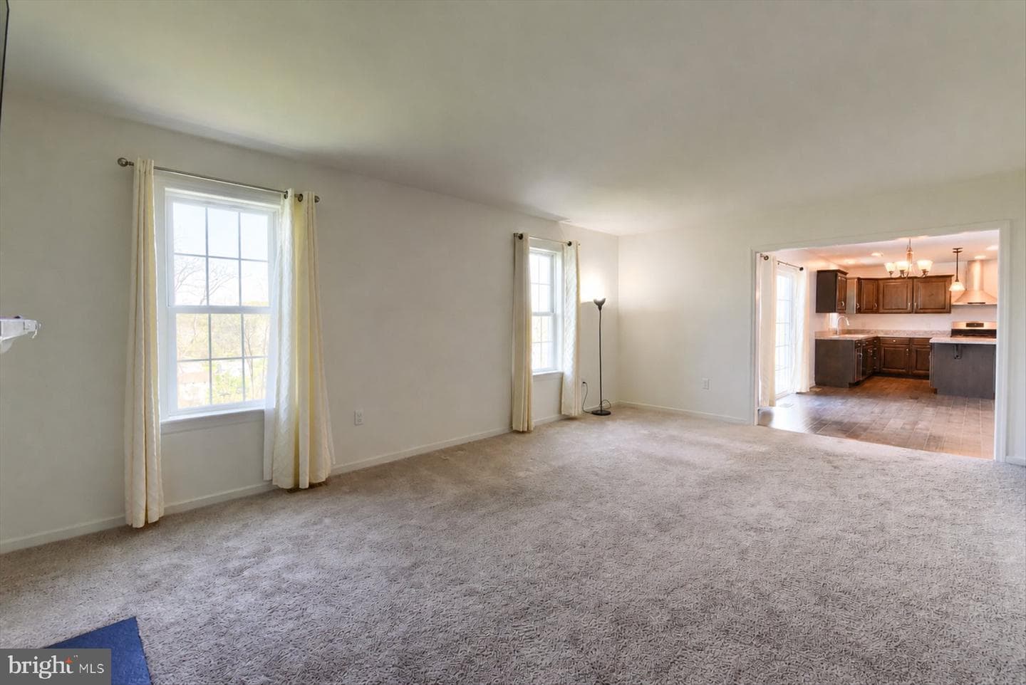 7050 Beaver Spring Road photo 10