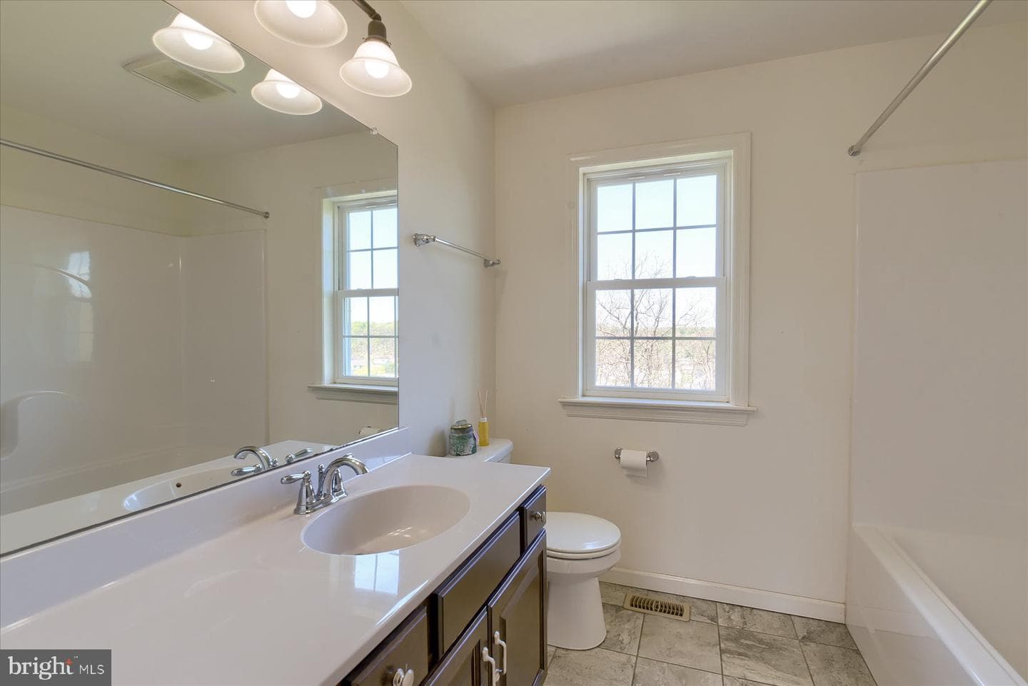 7050 Beaver Spring Road photo 31