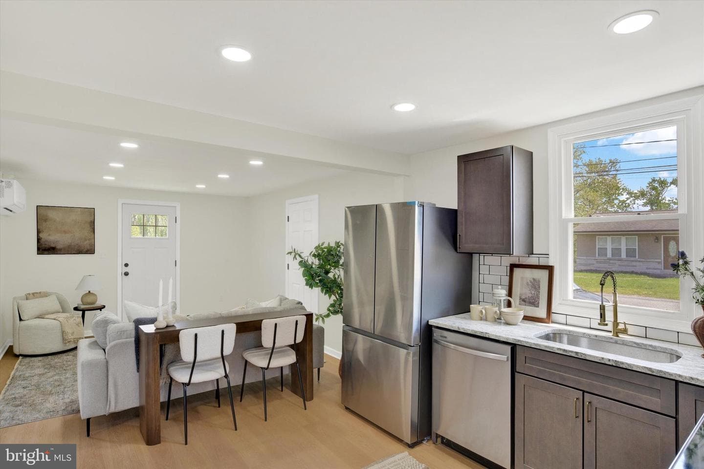 5922 Larue Street photo 8
