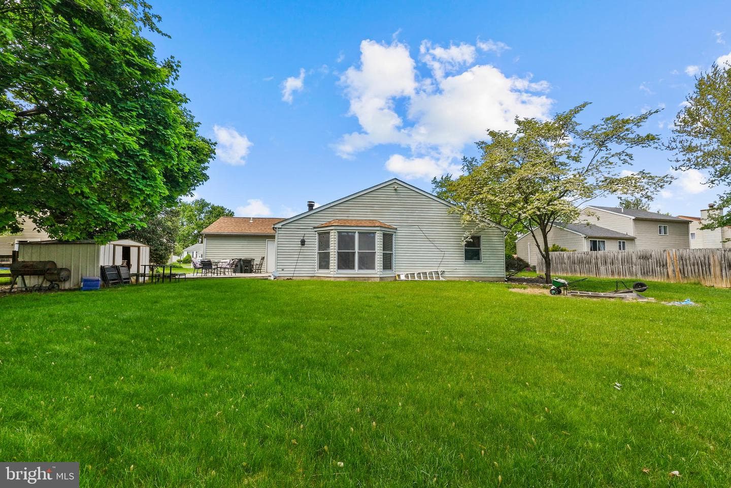 138 Huntley Drive photo 22