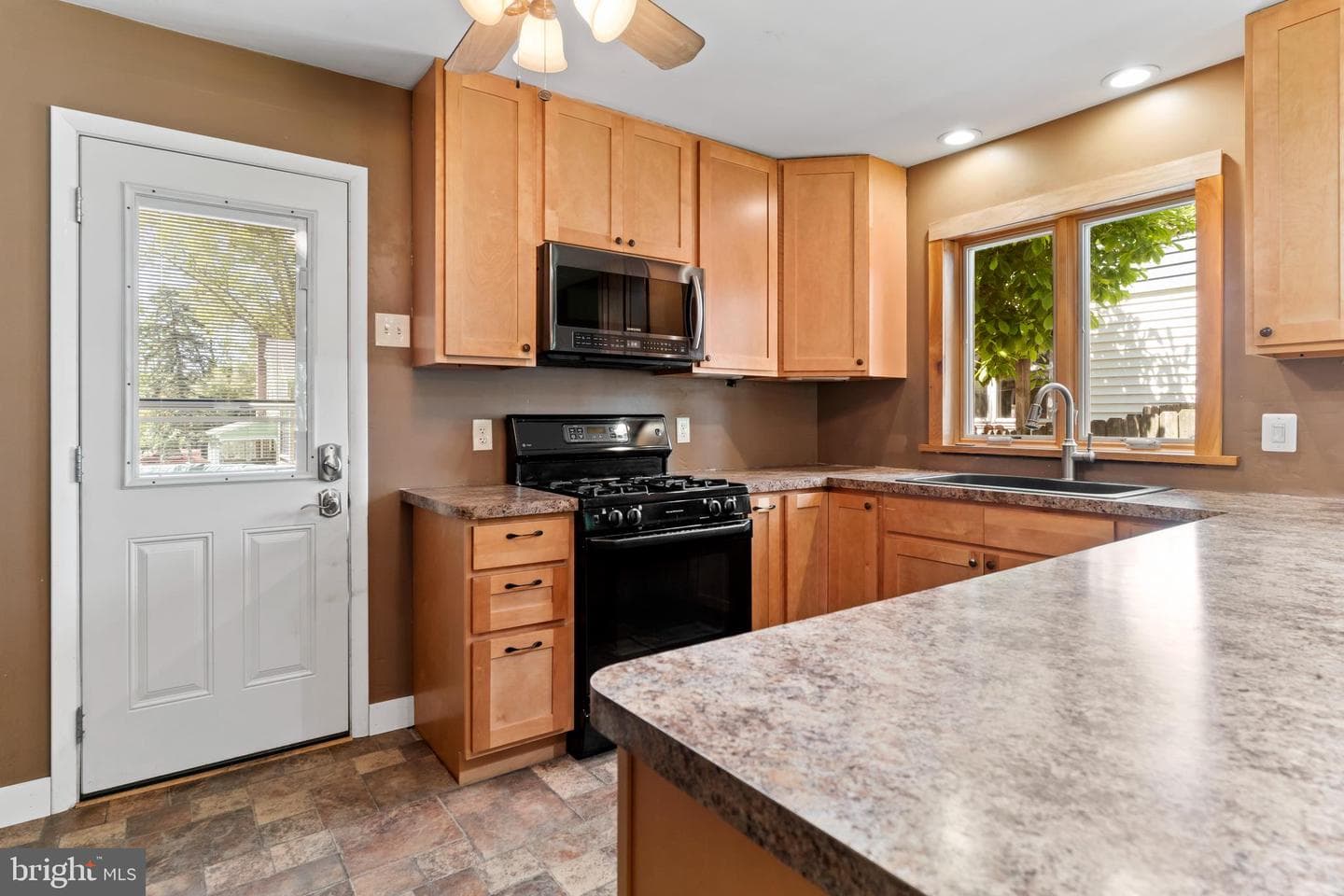 4014 Green Street photo 11