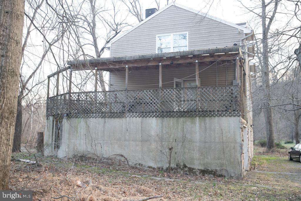 198 Valley Lane photo 19