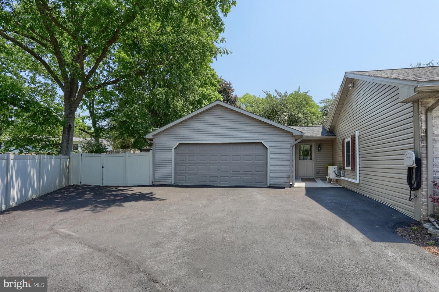 321 Concord Court photo 43