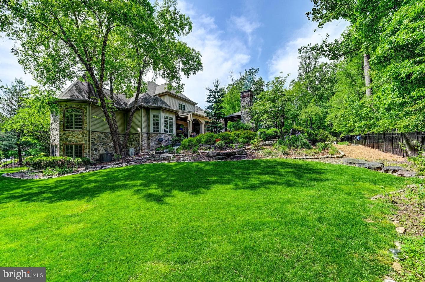 2411 Kensington Way photo 74