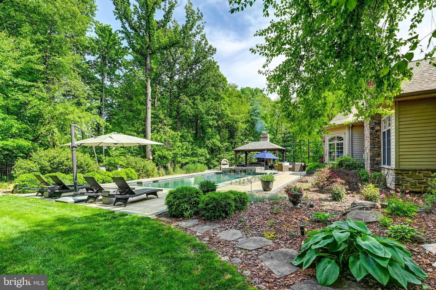 2411 Kensington Way photo 86