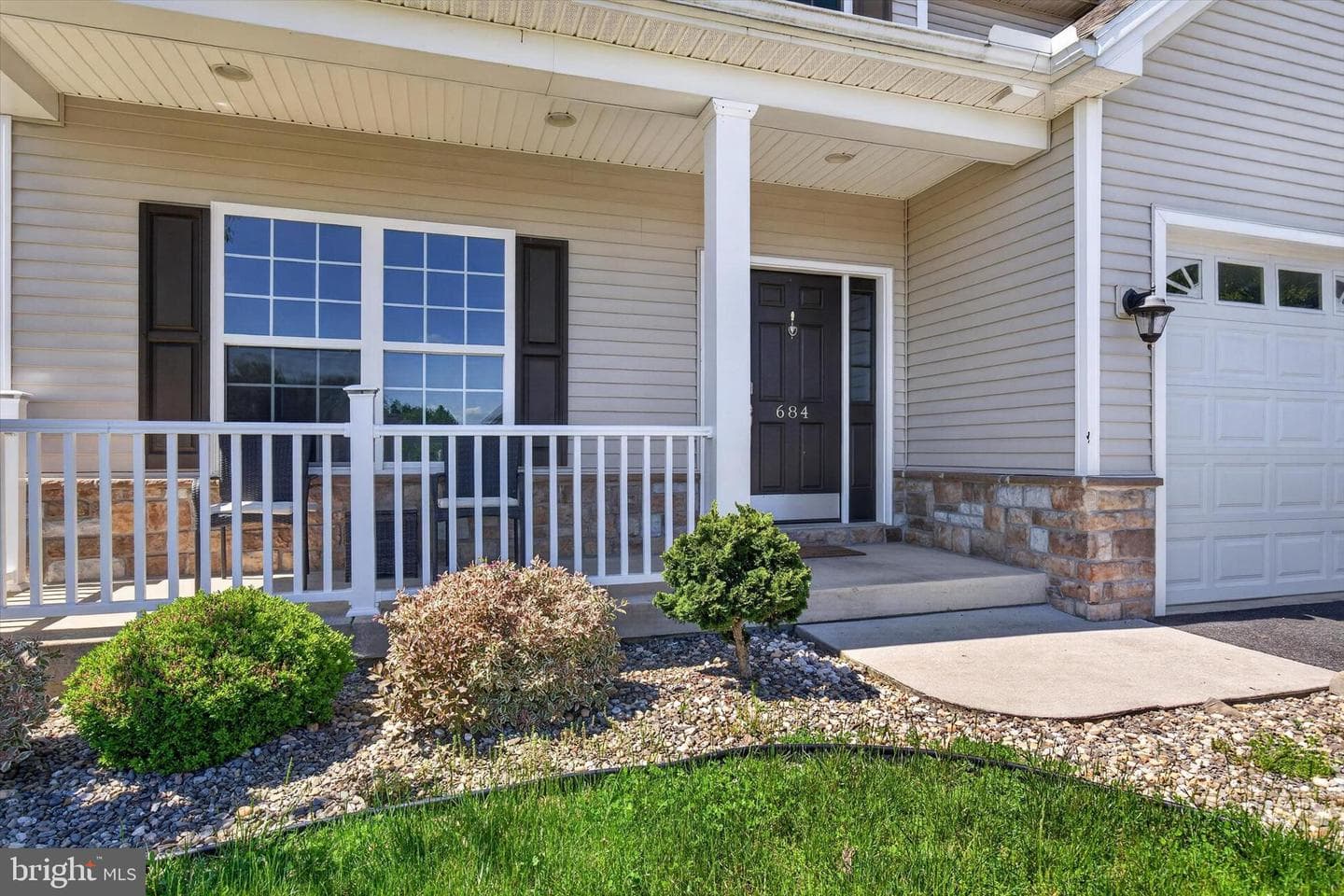 684 Lavenda Court photo 4