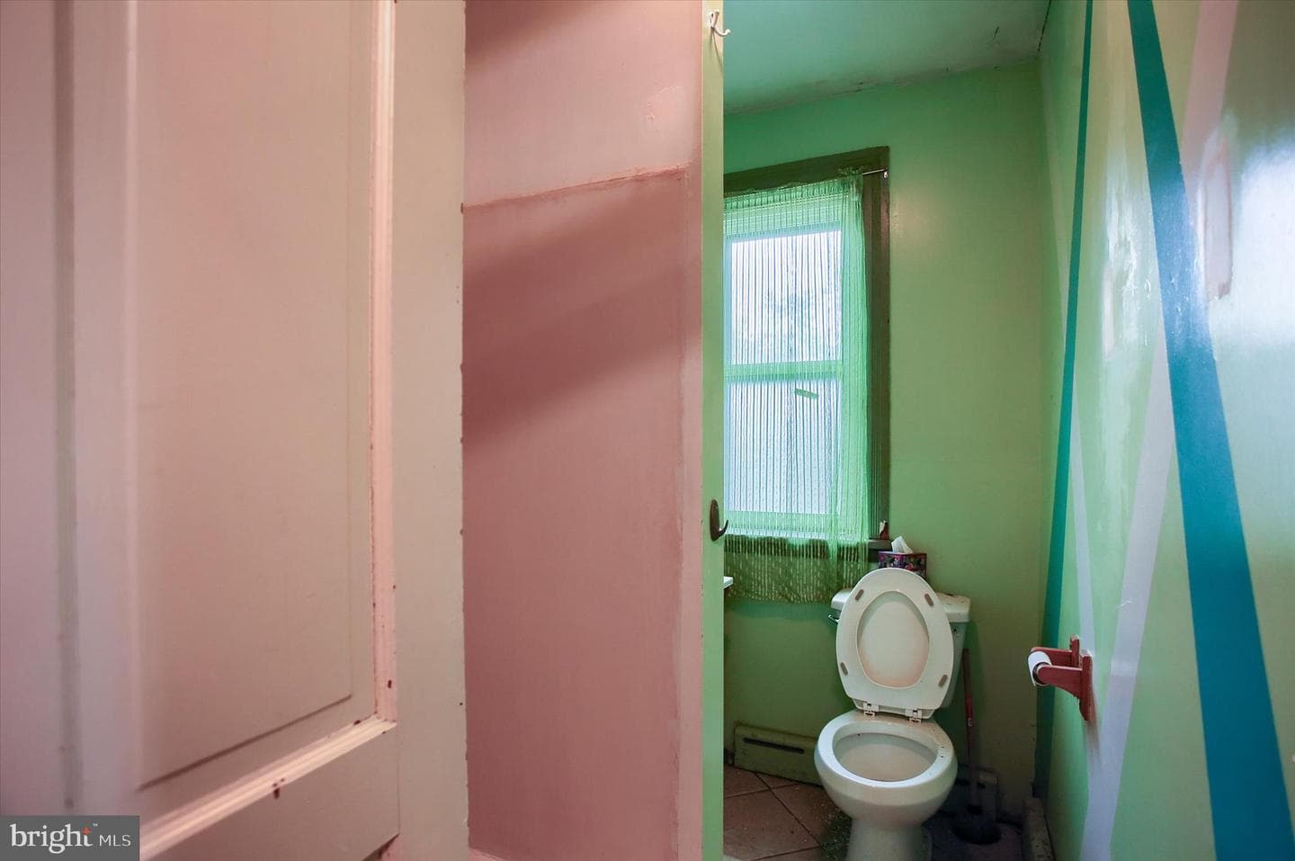 354 Locust Street photo 11