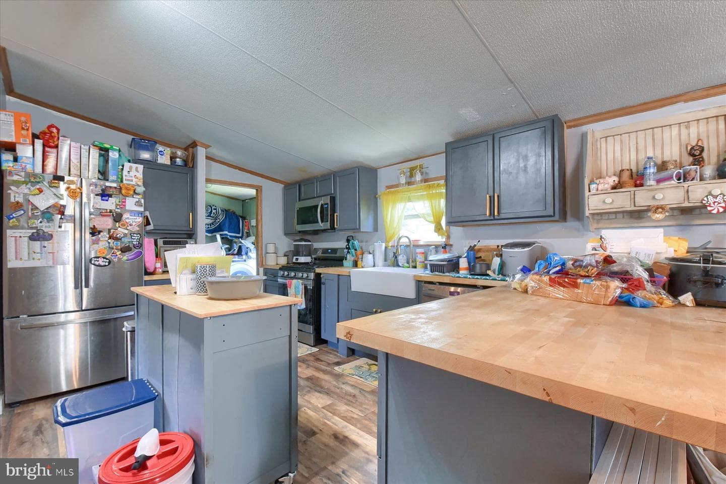 320 Caravan Court photo 8