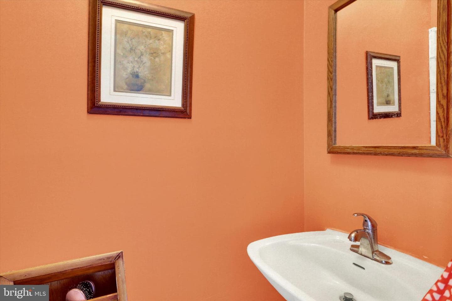 552 Oriole Court photo 22