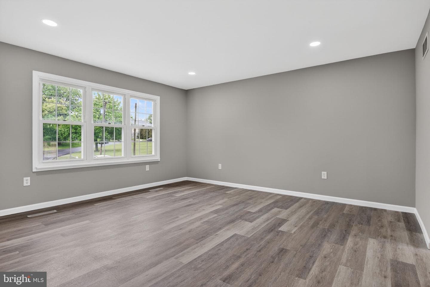 1770 Oberlin Road photo 6