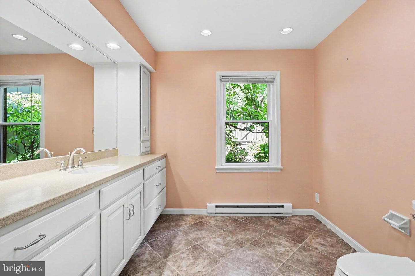 1207 Galway Court photo 21