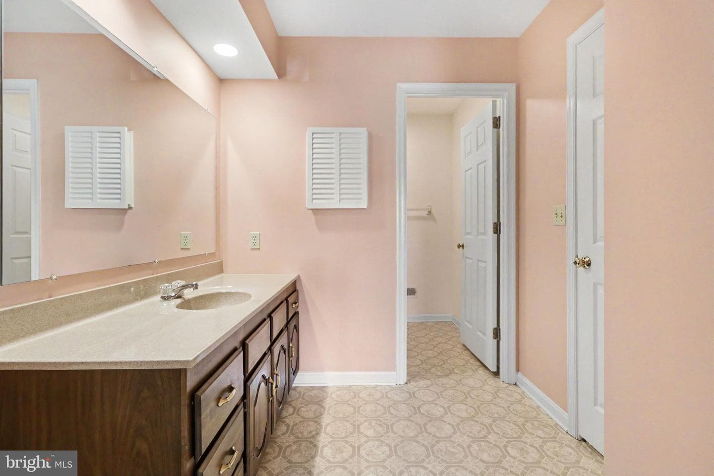 1207 Galway Court photo 25