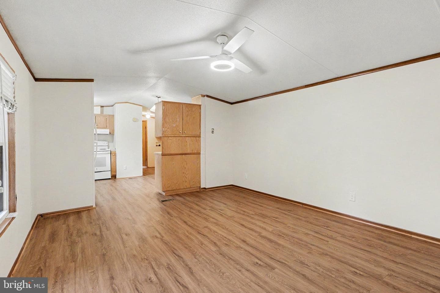 73 S Elmer Avenue photo 3