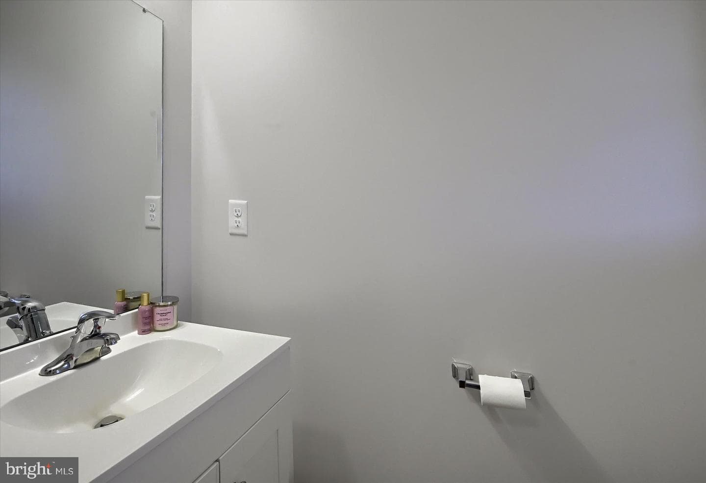 48 Dustin Drive photo 5