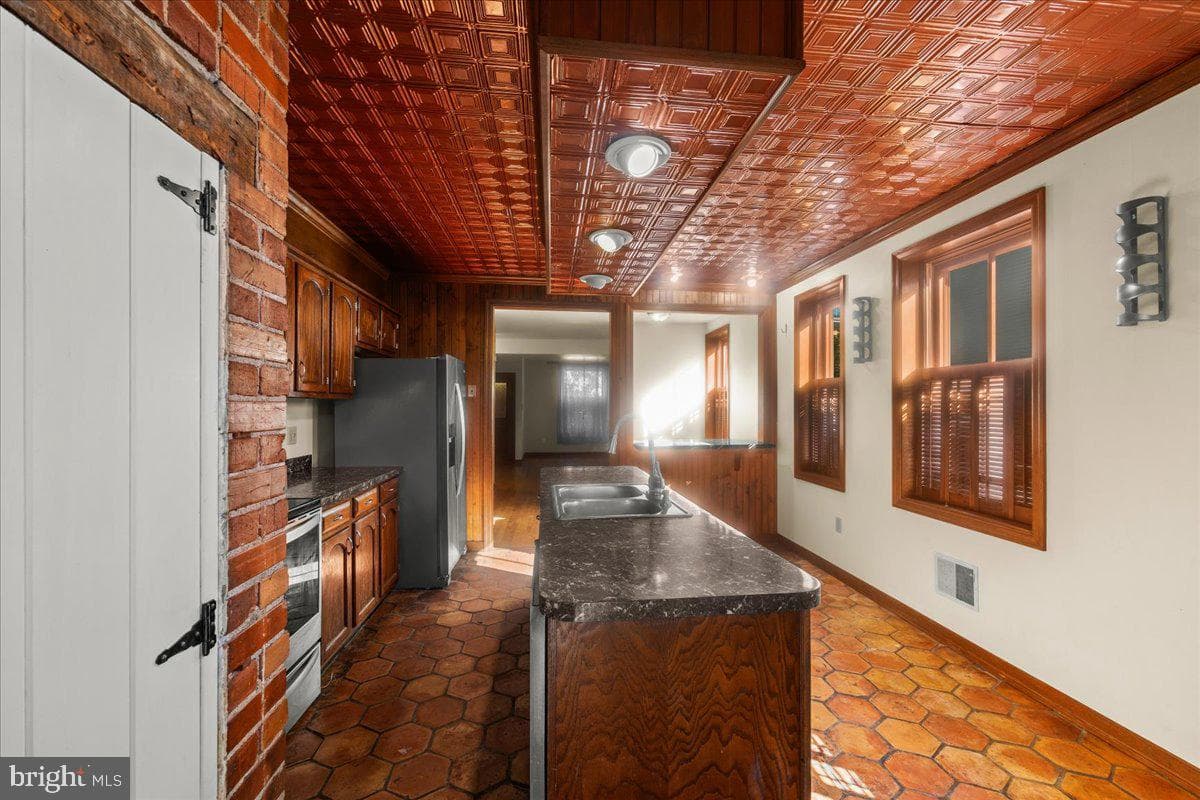 418 Boas Street photo 14