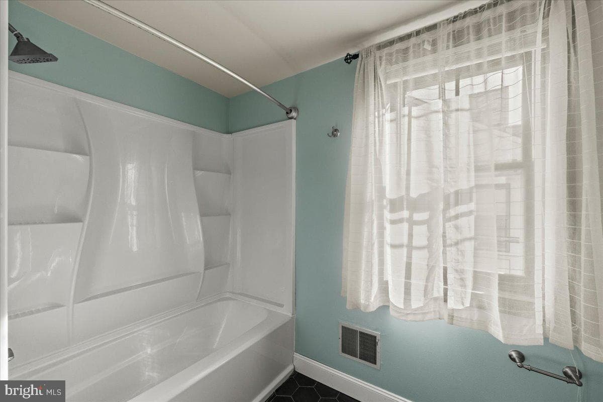 418 Boas Street photo 23