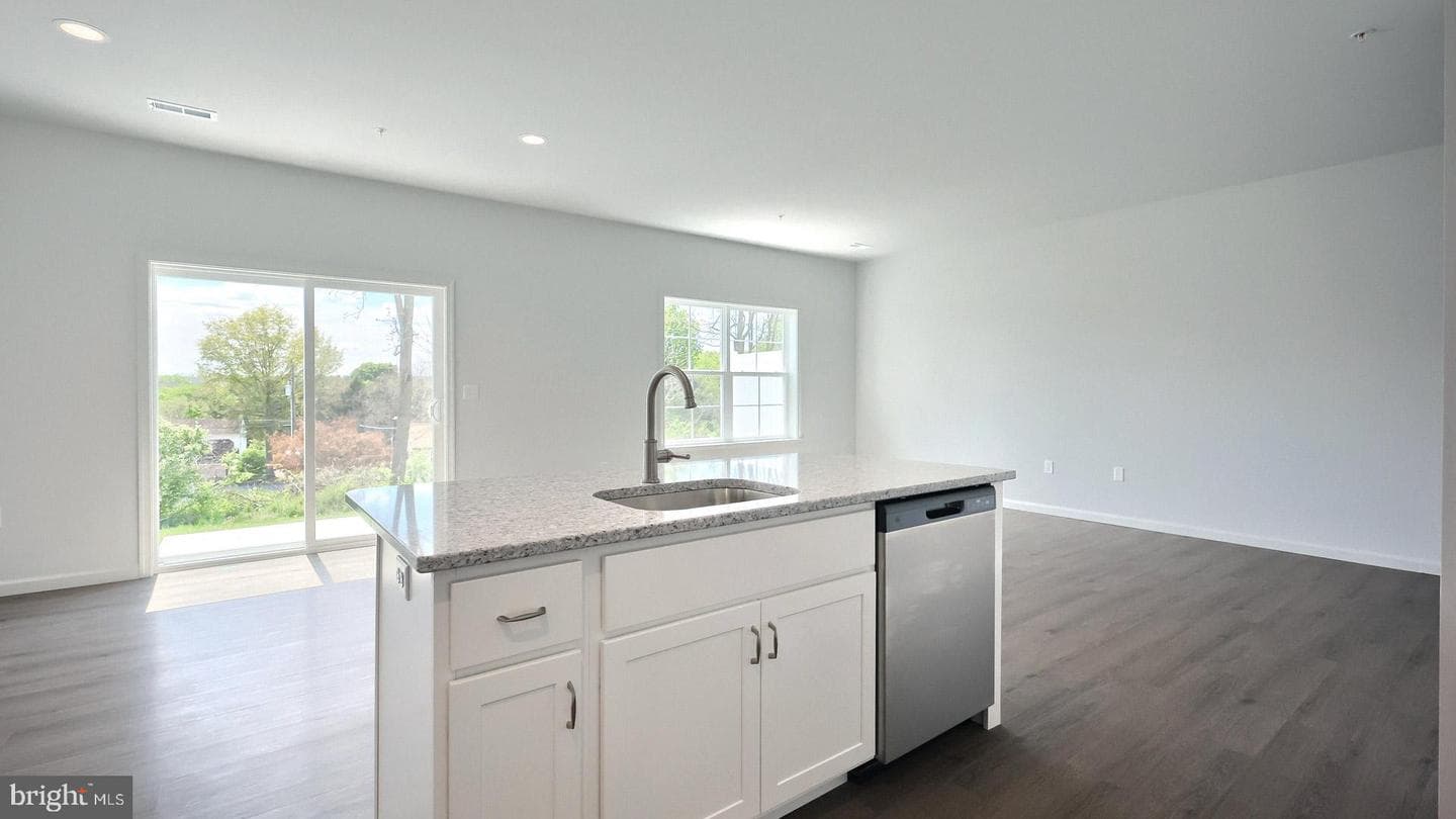 7855 Oak Brook Drive photo 15