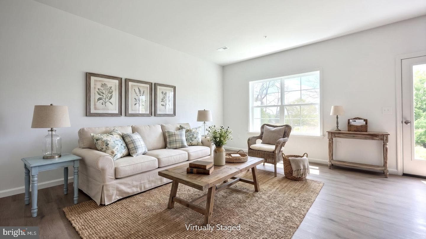 7849 Oak Brook Drive photo 4