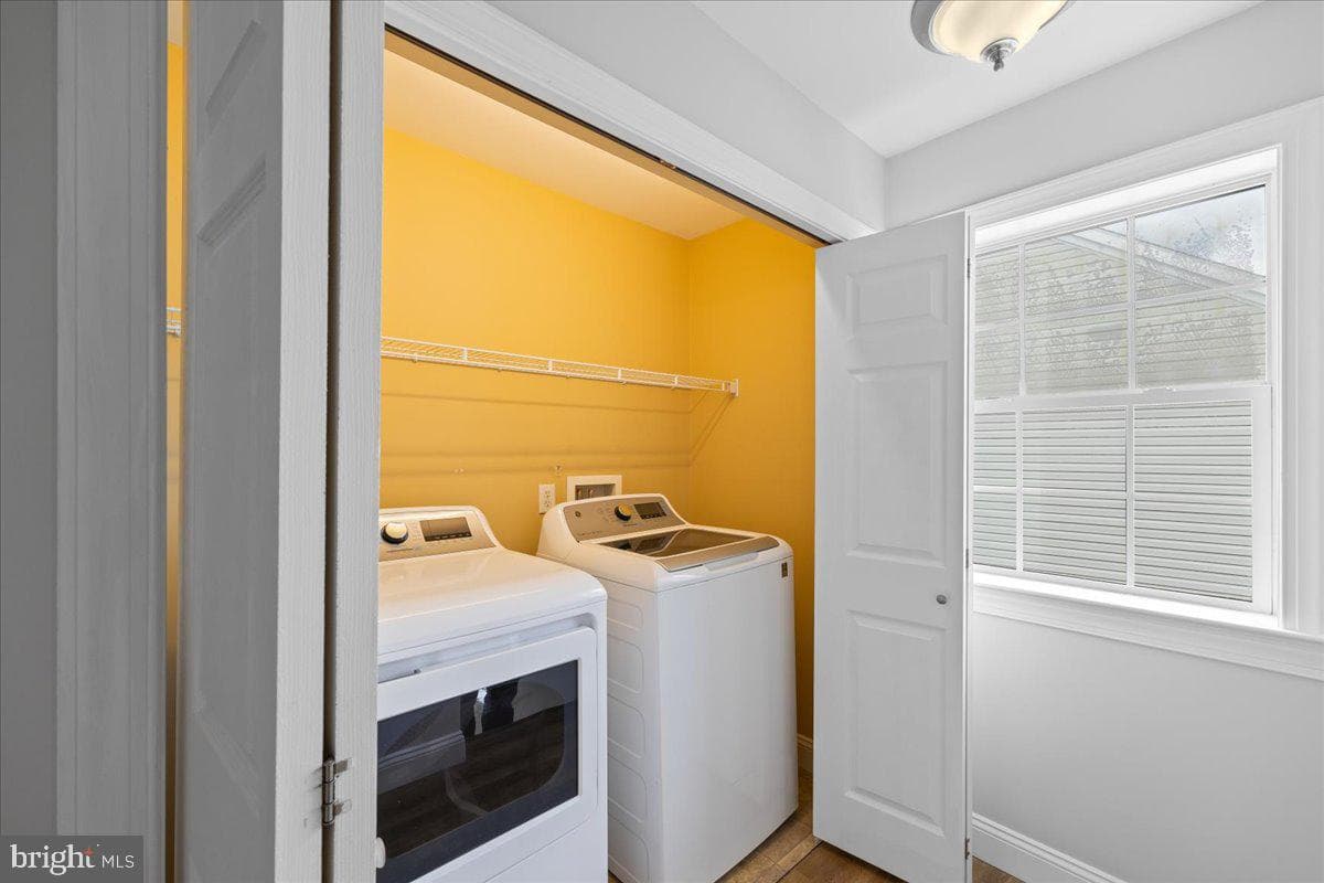 777 Oak Leaf Lane photo 17