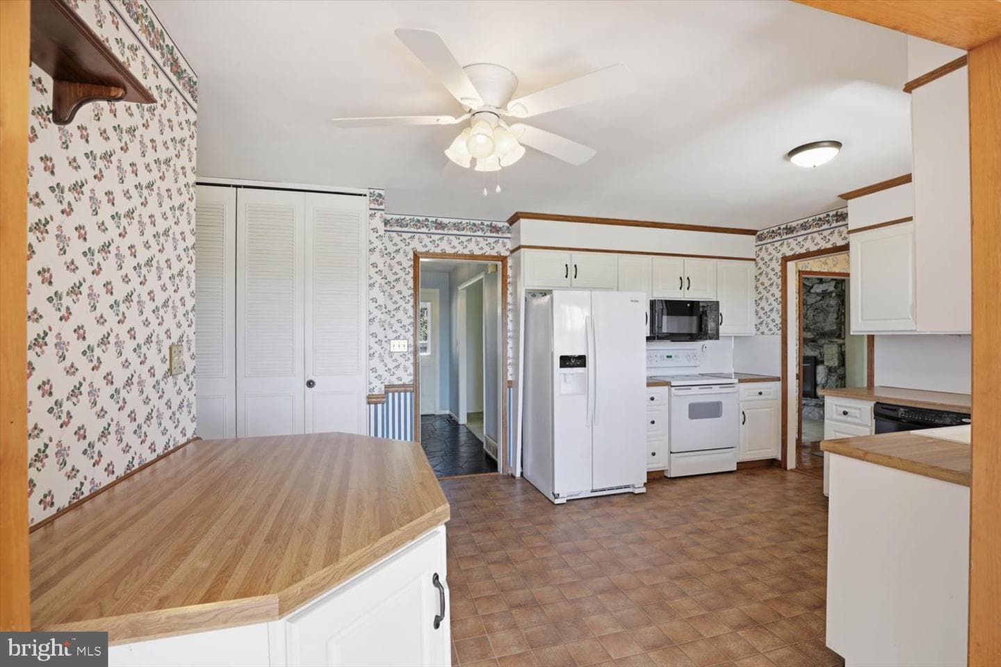 387 Yorktown Road photo 14