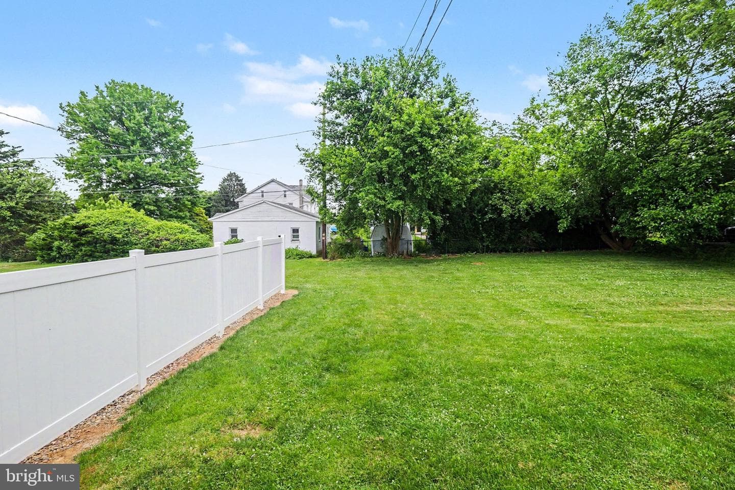 47 Millard Road photo 31