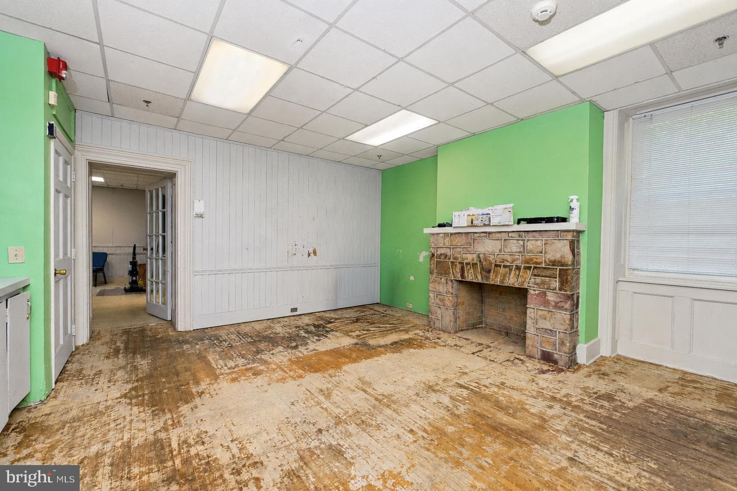 2600 Woodlawn St photo 18