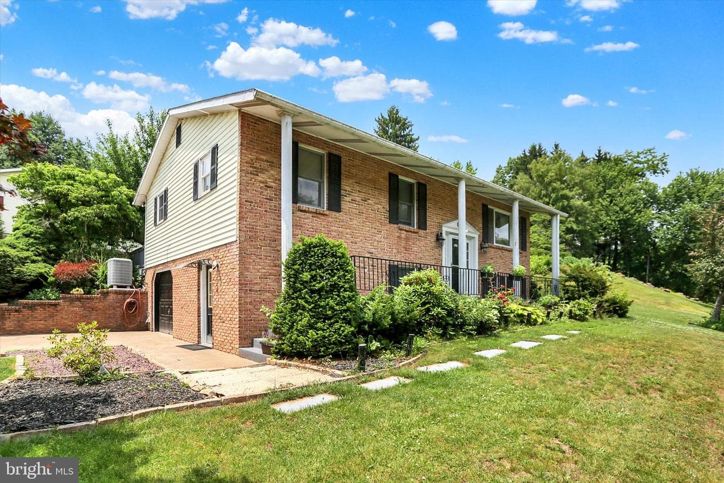 199 Delmont Avenue photo 3