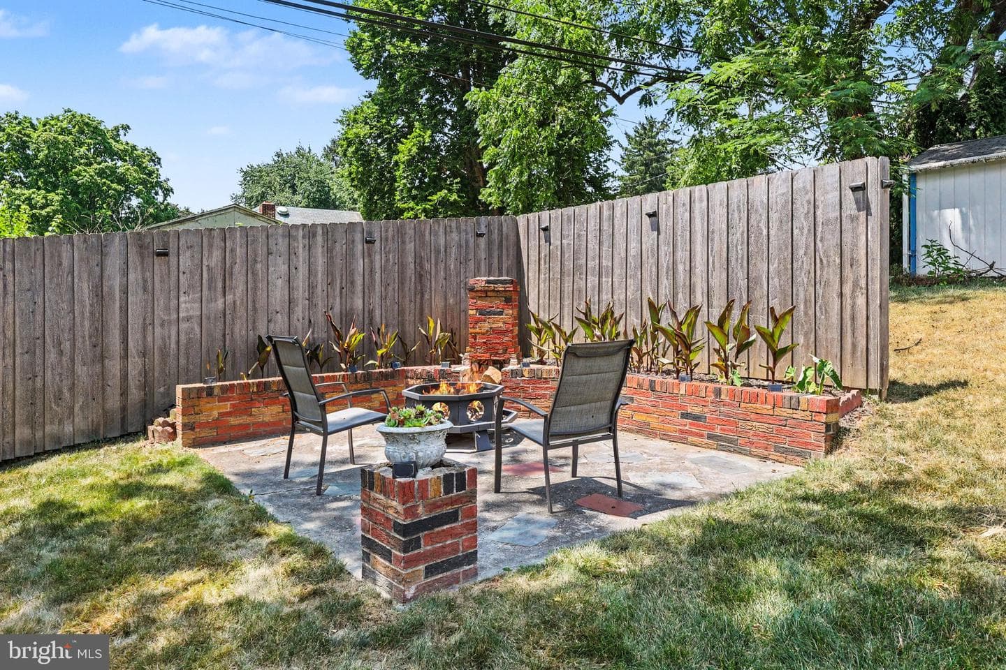 400 Rosewood Lane photo 15