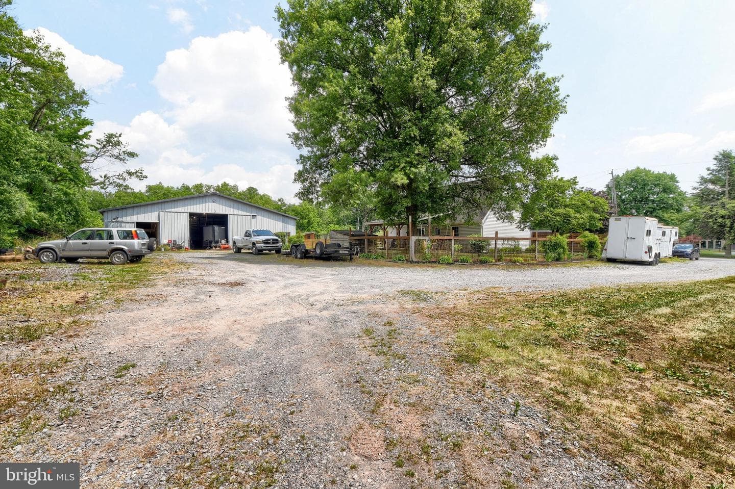 3740 Beagle Rd photo 60