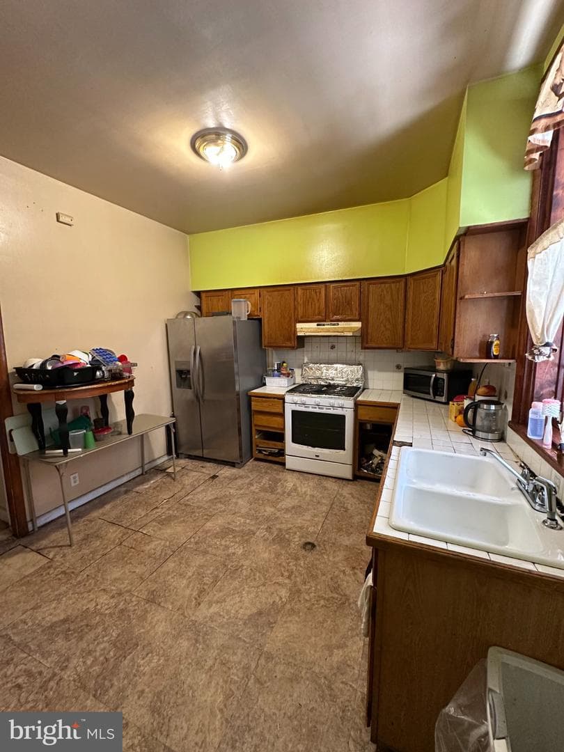 241 S 13th Street photo 3