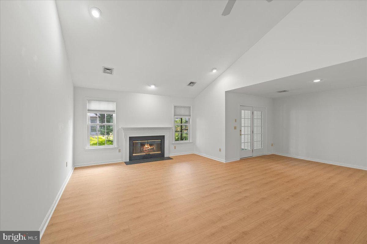89 Cambridge Drive photo 15