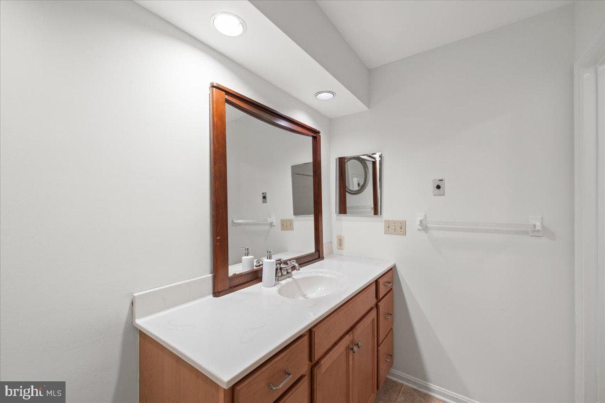 89 Cambridge Drive photo 29