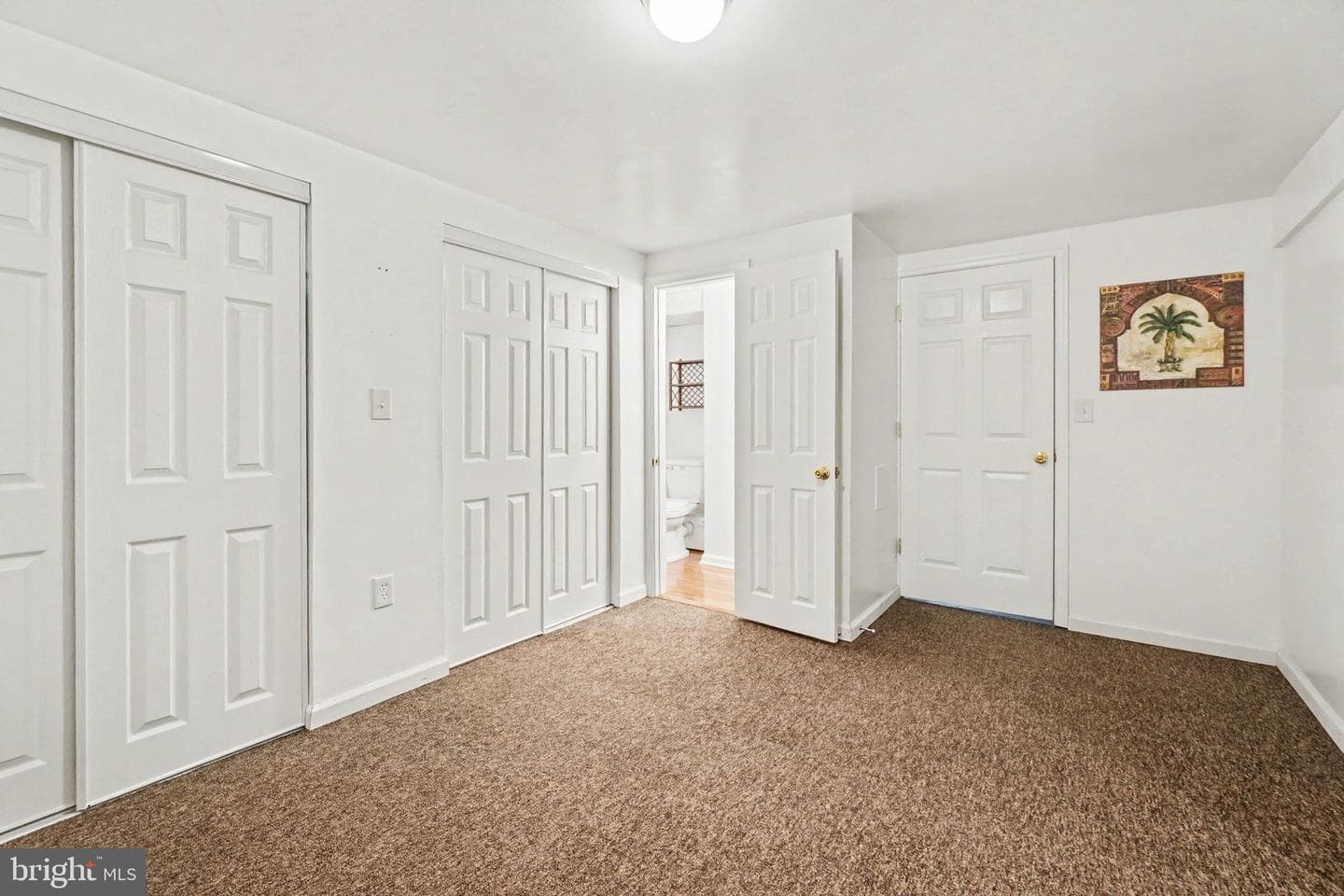 121 Carolyn Street photo 17