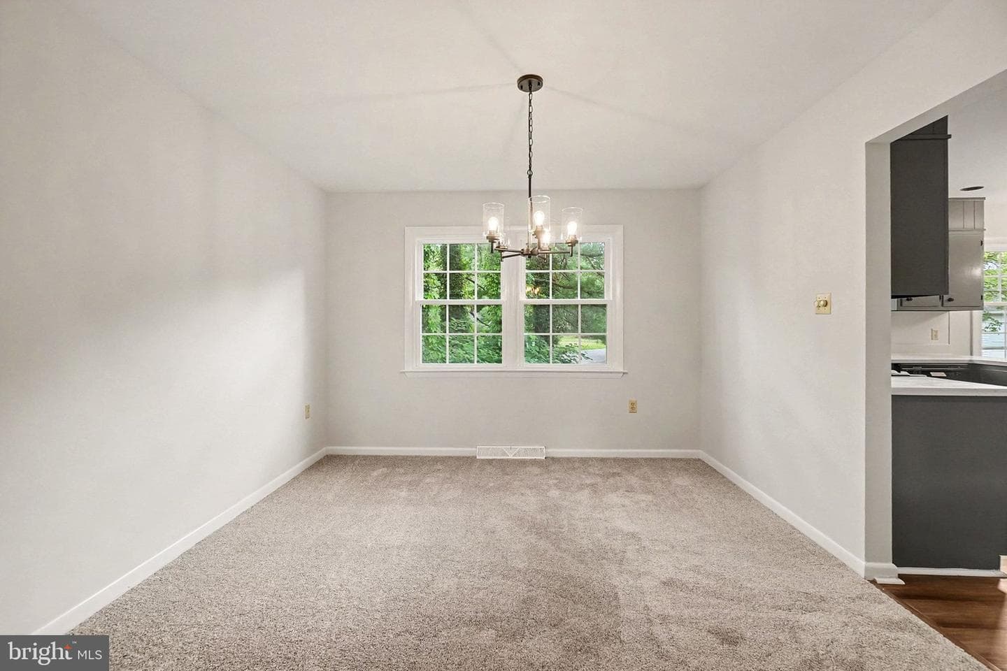 3818 Burton Ln photo 10