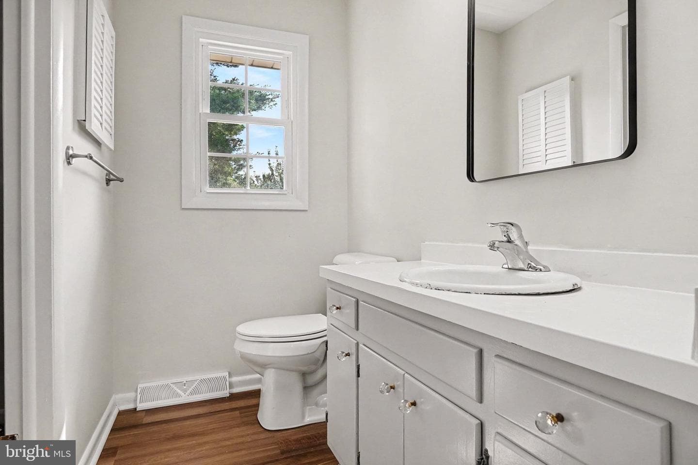3818 Burton Ln photo 25