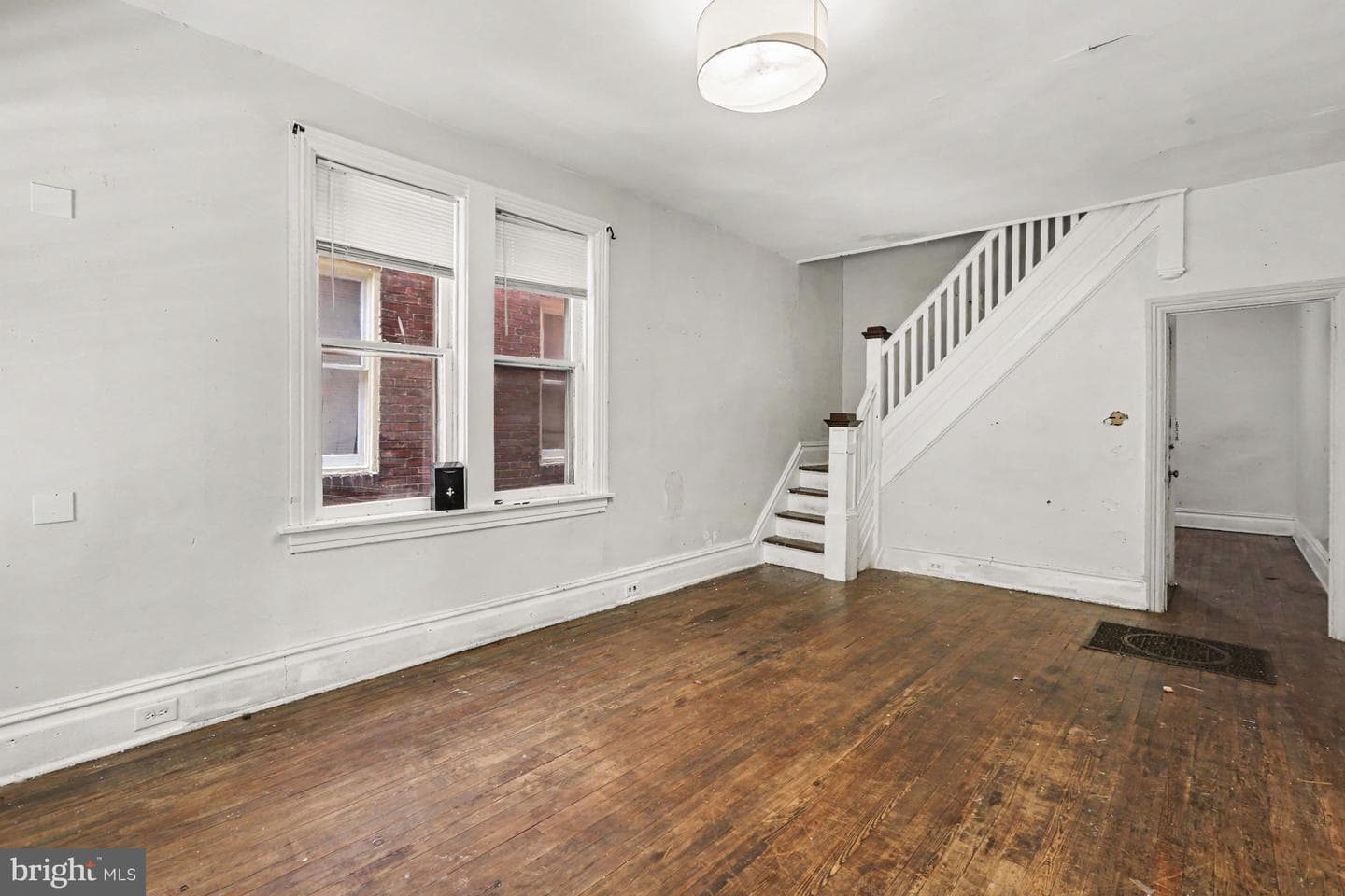 157 Royal Terrace photo 6