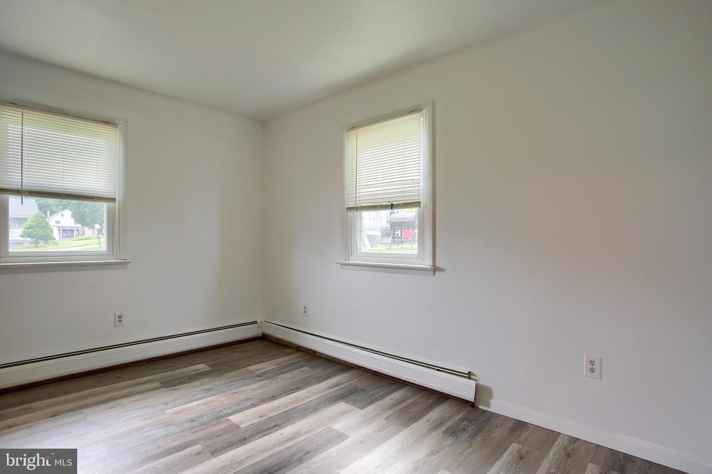102 5th St photo 17