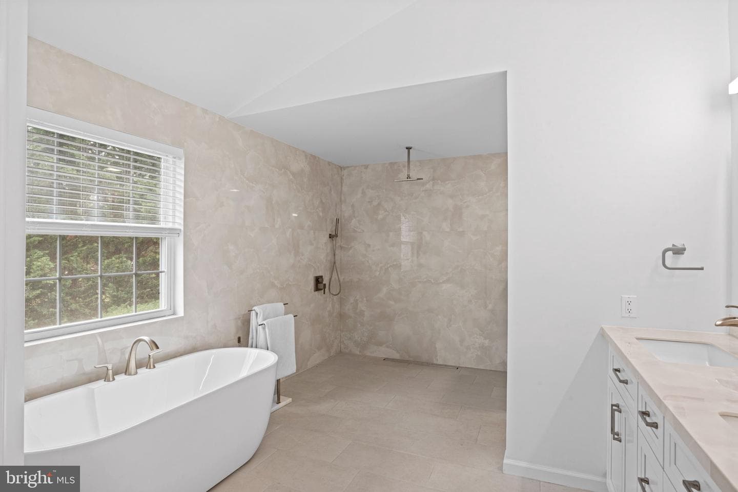 6507 Liptak Drive photo 34