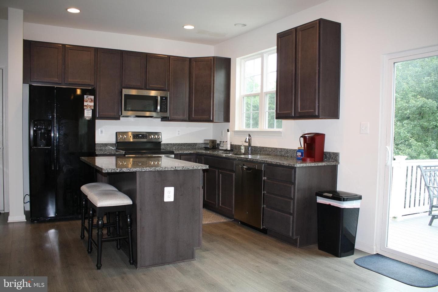 7204 Hidden Meadow Lane photo 4