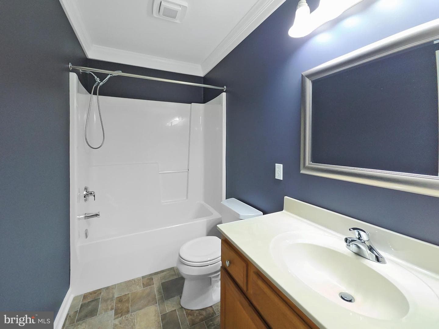 562 Kelker Street photo 16