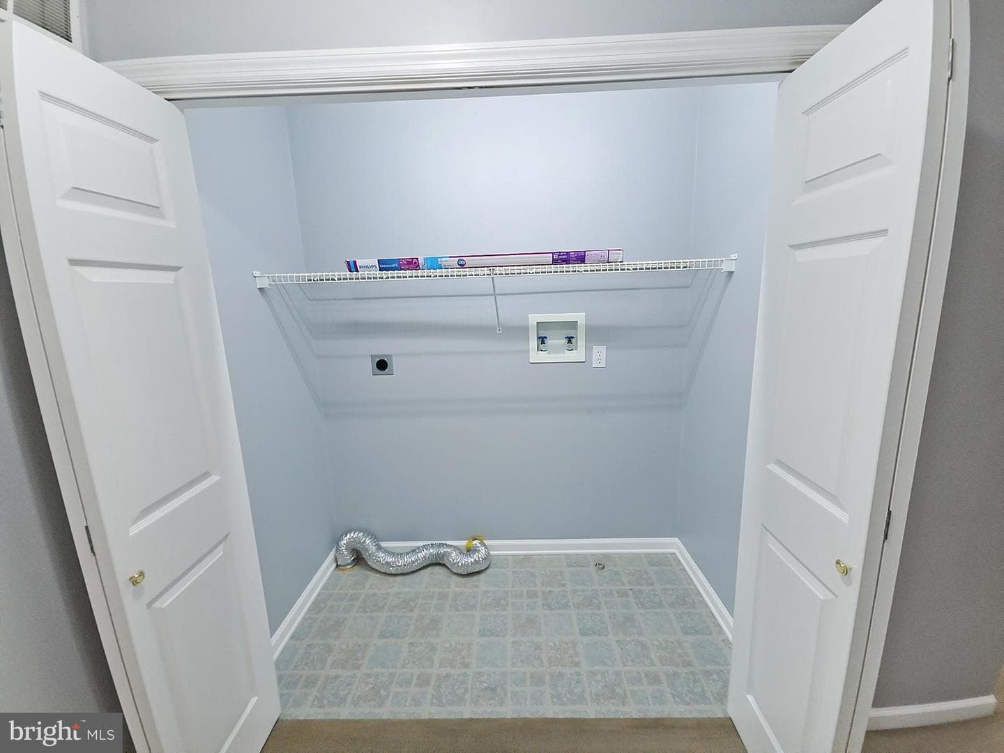 562 Kelker Street photo 19