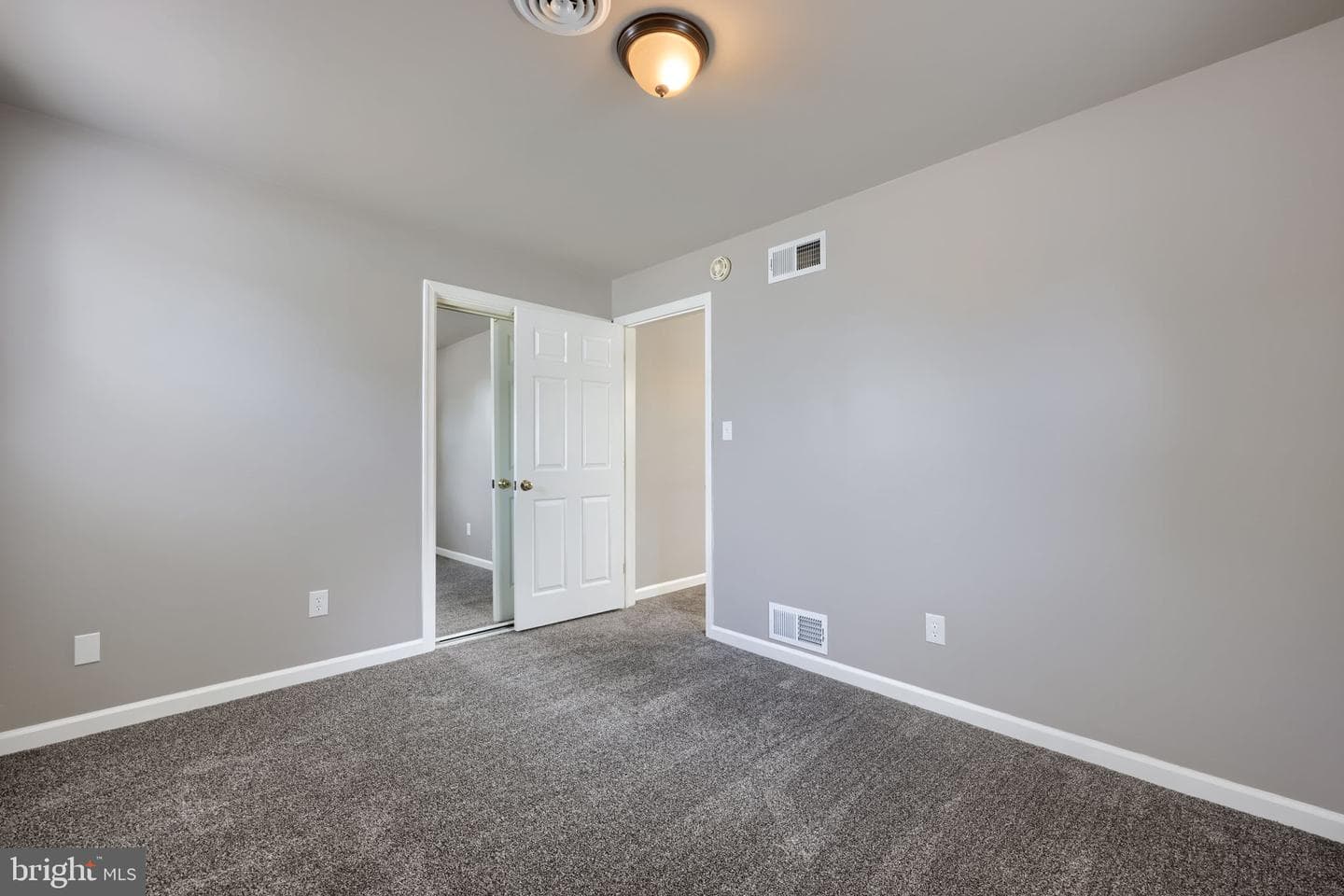 205 Peach Street photo 18