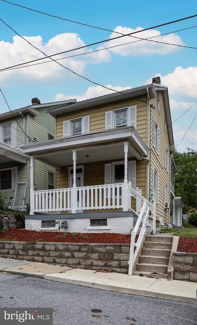 521 2nd Street photo 12