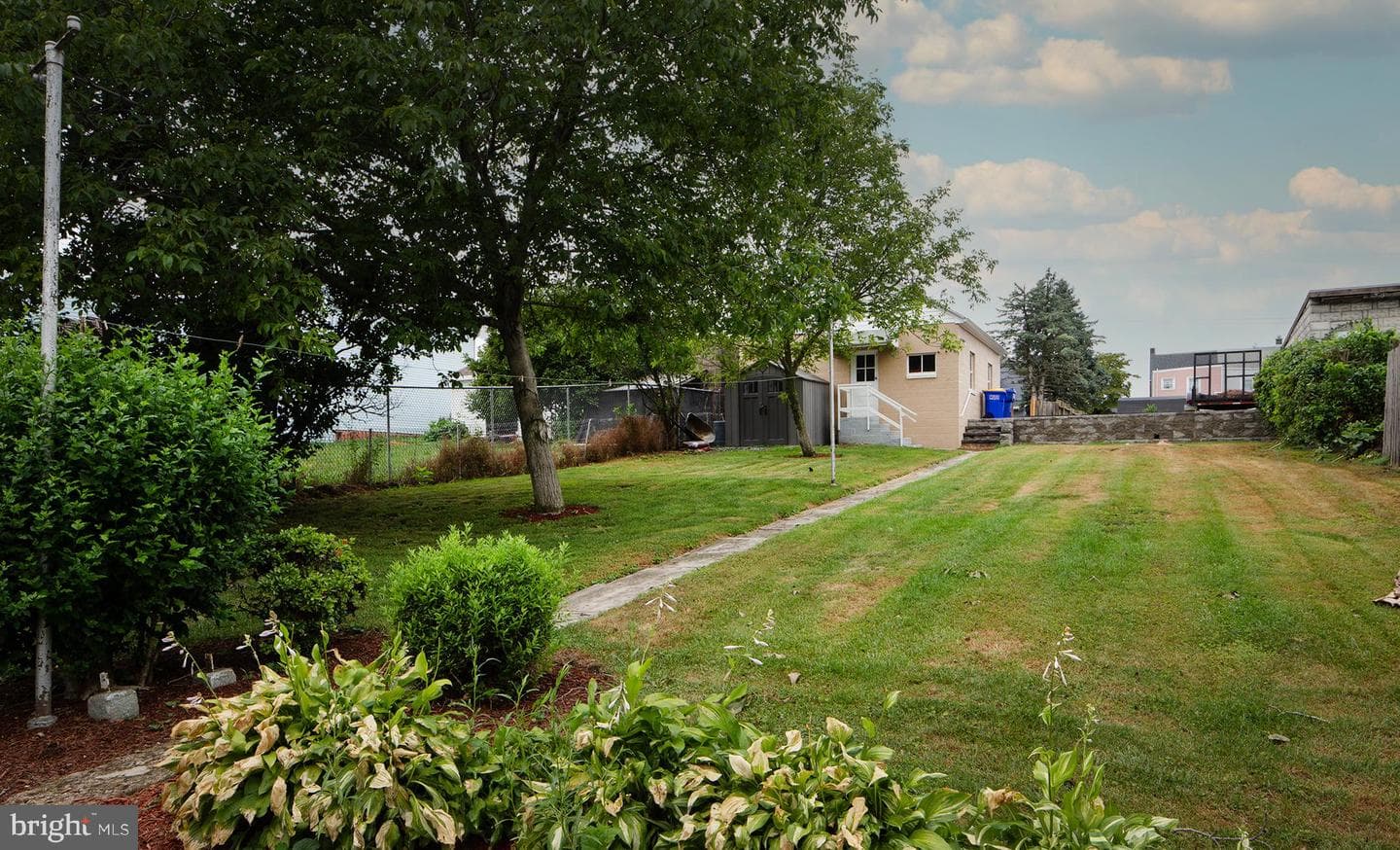 521 2nd Street photo 18